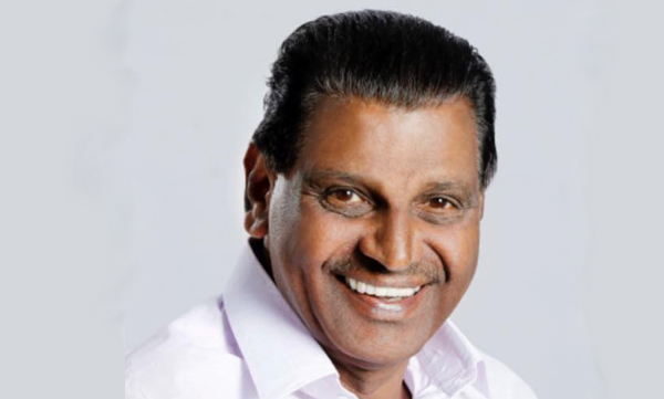 Disclosures over solar panel lead to war of words between Congress leaders