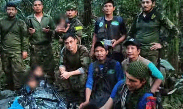 She saw the feet of her littlest sister 