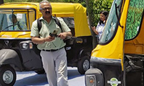 omega-seiki-launched-two-new-electric-auto-rickshaws-in-india-price-range-battery-details