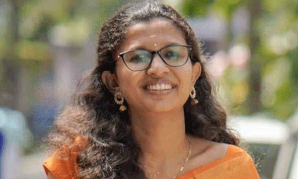 certificate forgery case accused k vidya was living in hiding at house of ex sfi worker rovit kutoth