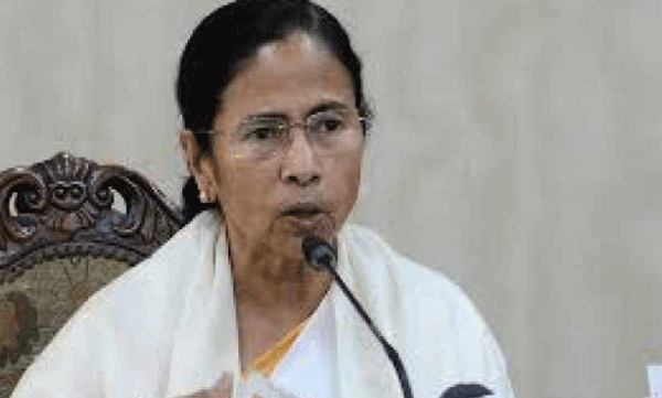 mamata banerjees helicopter landed immediately

