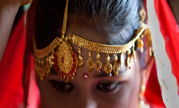 Tribal girls sold for 40k000 rupess ' 5 arrested