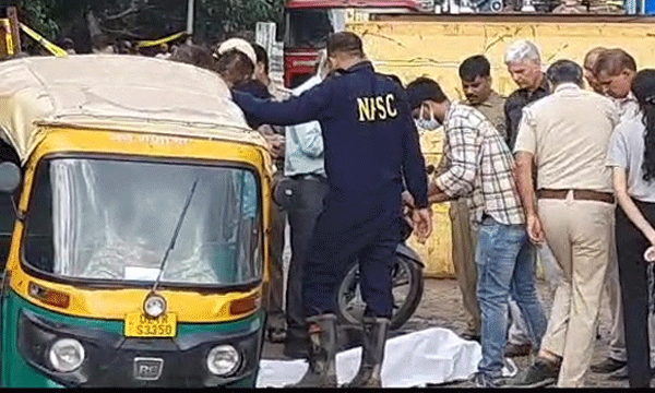 auto driver drowns in rainwater pothole