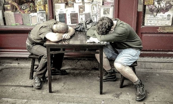 People who fall asleep without knowing anything: This is the secret behind the strange incident