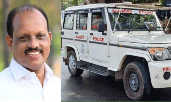 man beaten by police for not giving way to minister car at kozhikode