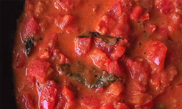 The husband took the tomatoes and cooked them without permission: finally the wife did