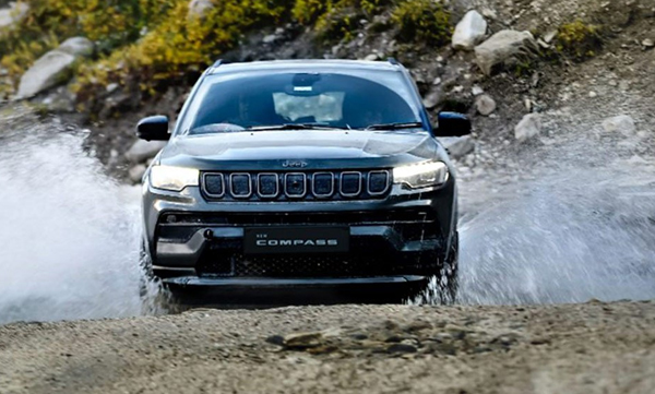 jeep-india-introduced-new-adventure-assured-program-for-compass-and-meridian-suv