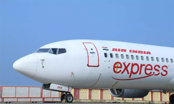 smoke found in air india express; emergency landing