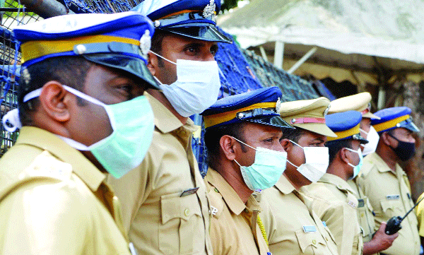 Police support the accused in the ganja case