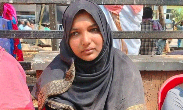 scissors stuck in harshinas body medical bord against police report