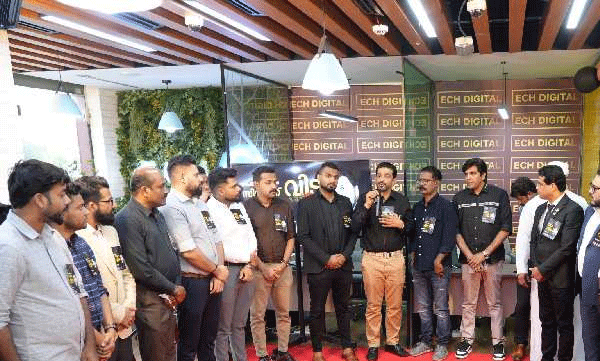  Expatriates organized memorial meeting on death of director Siddique