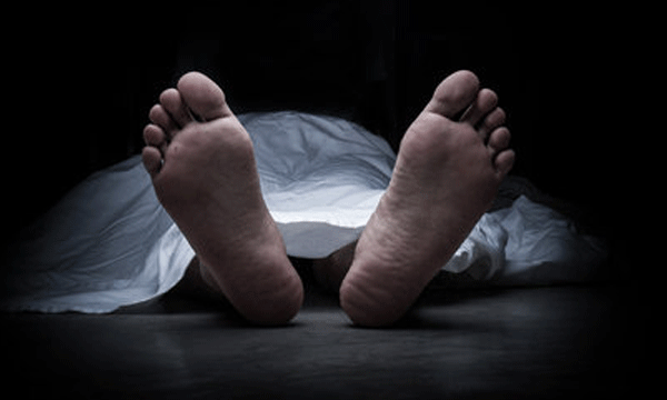 'Main zinda hoon', girl tells dad after 'cremation'