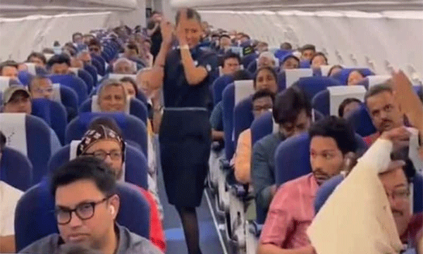 Chandayan 3 Soft Landing: Air Passengers Show Joy After Knowing The Information: Video Goes Viral