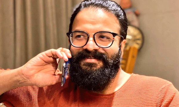 jayasurya against kerala govt