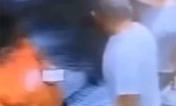 Darkness all around, scary atmosphere, some people floating in the air..: Shocking footage of the elevator that stopped working is out