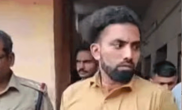 A hospital employee was arrested for trying to molest a 15-year-old who was undergoing treatment