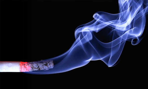 Attention of smokers