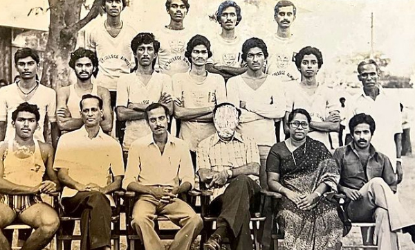 actor-baburaj-posts-throwback-from-his-hockey-playing-days-in-college