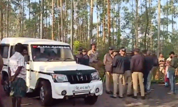 munnar  encroachment