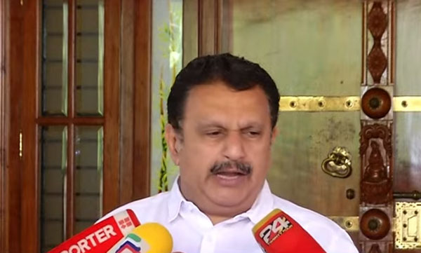 CM's family of shade; says K.Muraleedharan