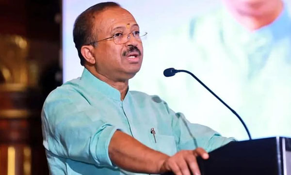 Not the Navakerala Sadas, but the Naduwayhi Sadas; Chief Minister challenges the people: V. Muralidharan