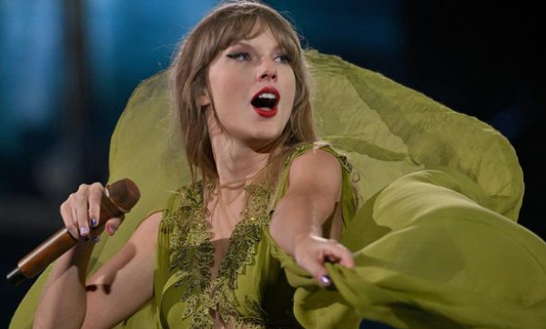 taylor-swift-dedicates-song-to-deceased-fan