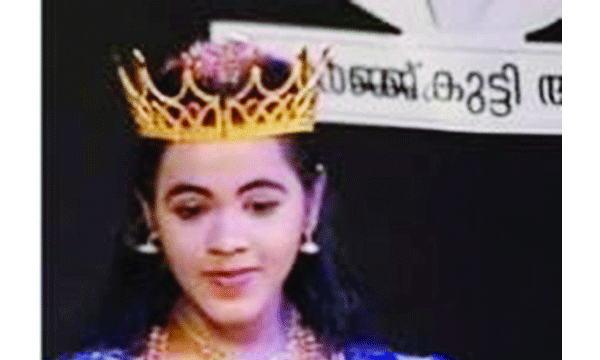 അച്ഛാ...ആന് മടങ്ങുന്നു, ഹൃദയത്തിന്റെ അരങ്ങില് എന്നുമുണ്ടാകും ; ജാന് ഓഫ് ആര്ക്ക്, കാറല്സ്മാന്, വിശുദ്ധ ഗീവര്ഗീസ്, സെന്റ് സെബാസ്റ്റ്യന് ...ആന് റിഫ്റ്റ അഭിനയിച്ചു തീര്ത്തത് അനേകം നാടകങ്ങള്