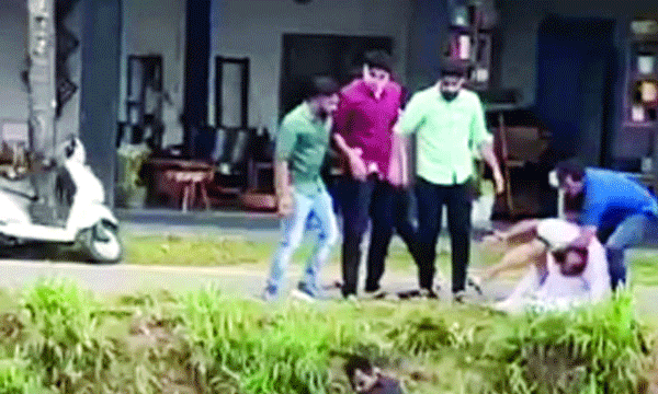 black flag against cheif minister