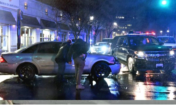 Car hits SUV in Biden’s motorcade