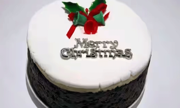 malaysia-lifts-three-year-ban-on-writing-mary-christmas-on-christmas-cake