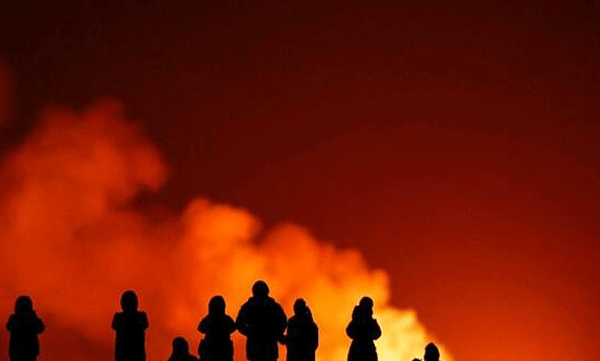 iceland-declares-state-of-emergency-and-evacuate-4000-people-for-volcano-threat
