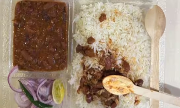 social-media-responds-on-a-tweet-about-a-plate-of-rice-costs-rs-500-at-the-airport