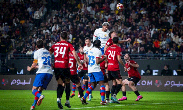 barça-win-tough-semi-final-advance-to-title-match