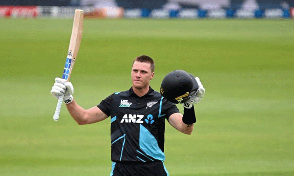 New Zealand Star Destroys Pakistan