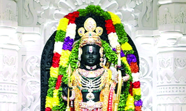 Toys made of silver in front of Ramlalla idol