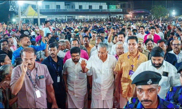 Gunman in the Assembly with the Chief Minister; Absence of interrogation on duty