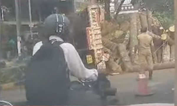 Lorry accident at Vytila