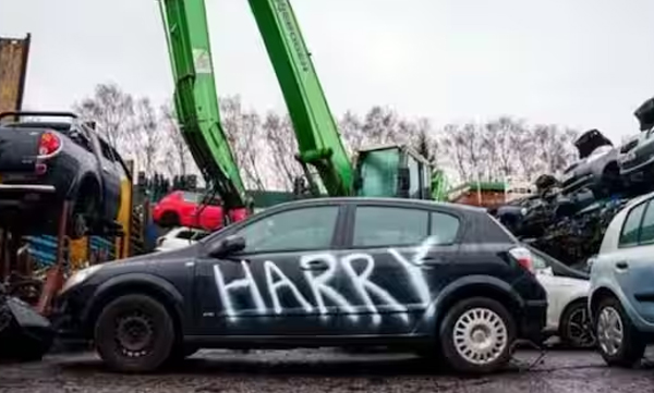 naming-car-after-your-ex-and-smash-it-scrap-car-comparison-valentines-day-offer