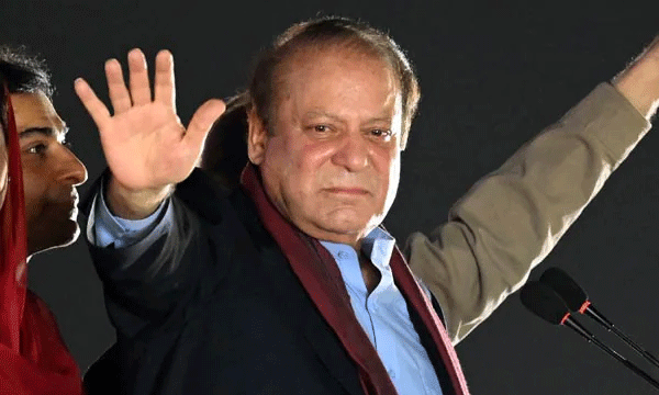 Pakistan election: Nawaz Sharif wins; Imran Khan's party gets three
