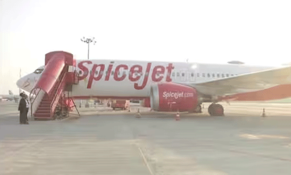 spice-jet-is-about-to-lay-off-1400-employees