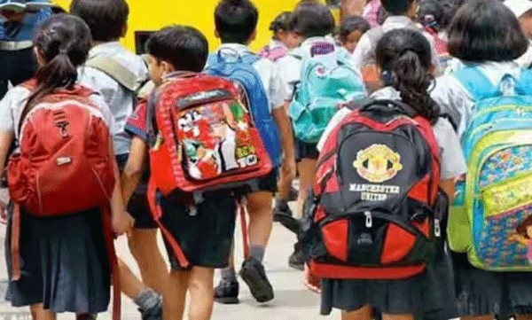  lkg student-school-fee-rs-four-lakh-in-a-school-in-hyderabad-parents-react