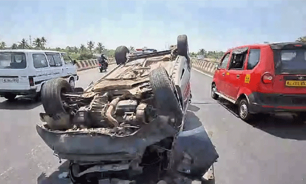 the-car-overturned-when-it-lost-control-at-chalakudy