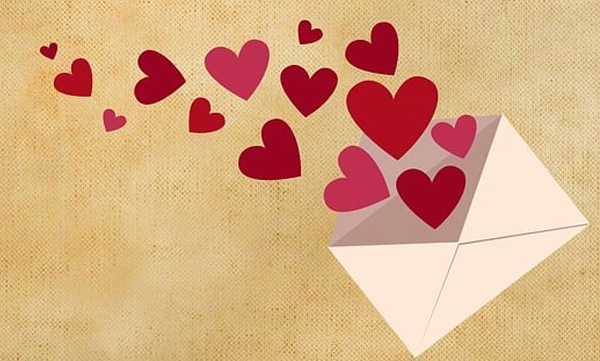 new-owner-is-looking-for-the-person-who-wrote-the-70-year-old-love-letter