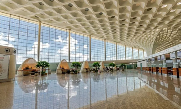 80-Year-Old Passenger died At Mumbai Airport