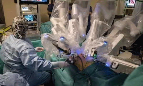cancer-patient-dies-after-surgical-robot-burns-holes-in-organs-now-legal-action-requested-by-her-husband