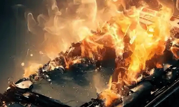 young-mans-mobile-phone-exploded-while-he-was-sleeping-