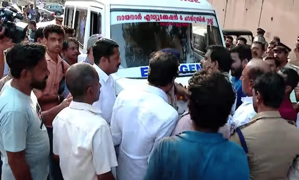 wild-buffalo-should-be-shot-and-killed-protest-and-conflict-over-the-farmer-s-death-in-kozhikode-medical-college