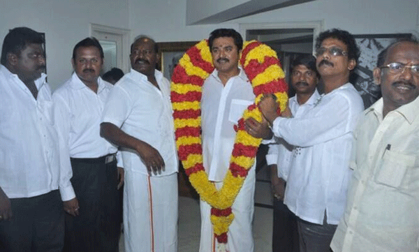 actor-sarath-kumars-party-officially-declared-their-alliance-with-nda-and-bjp-s