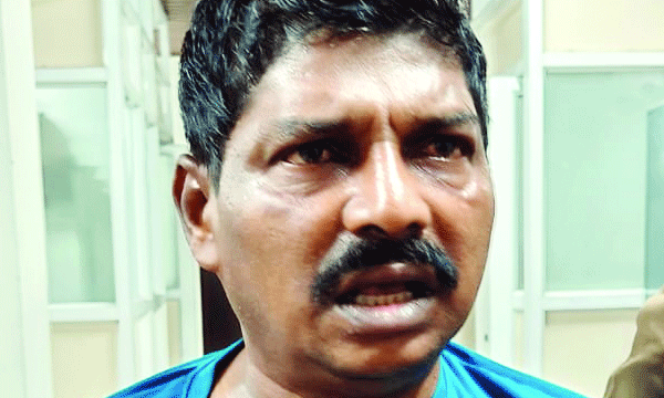 മയക്കുമരുന്നുമായി പിടിച്ചു, എക്‌സൈസ് ലോക്കപ്പില്‍ പ്രതി തൂങ്ങിമരിച്ച നിലയില്‍ ; ദുരൂഹത ആരോപിച്ച് കുടുംബം, ഉദ്യോഗസ്ഥരെ അന്വേഷണവിധേയമായി സസ്‌പെന്‍ഡ് ചെയ്തു
