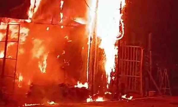 Chavkat massive fire : Three shops burnt down, massive damage